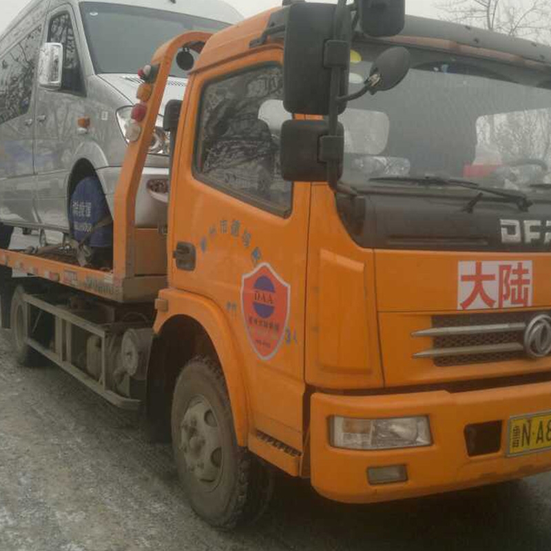雪天车辆困境救援